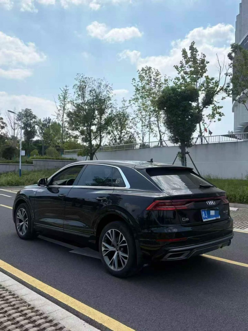 衡阳23年奥迪Q82
