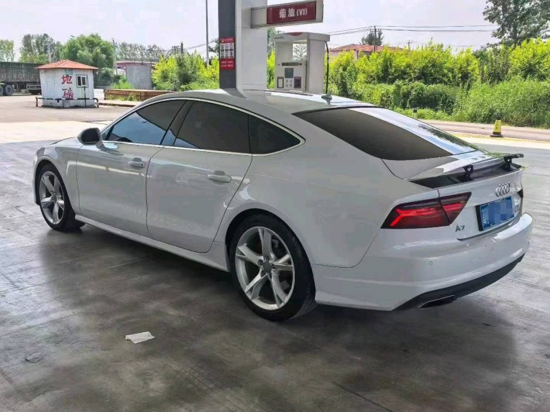 保定16年奥迪A7L3