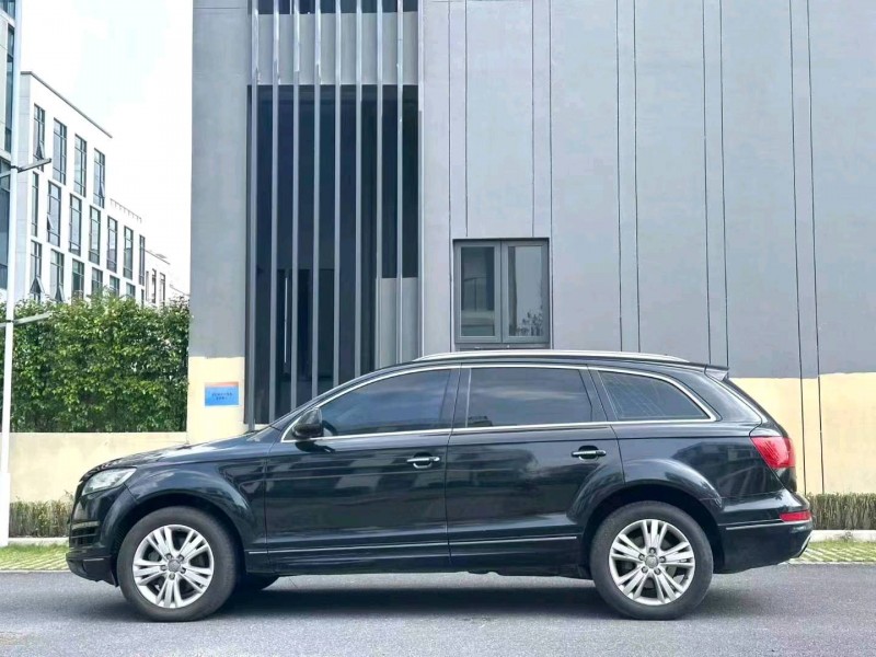 广州12年奥迪Q74