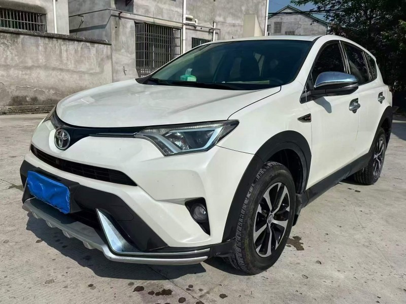 宜昌18年丰田RAV42