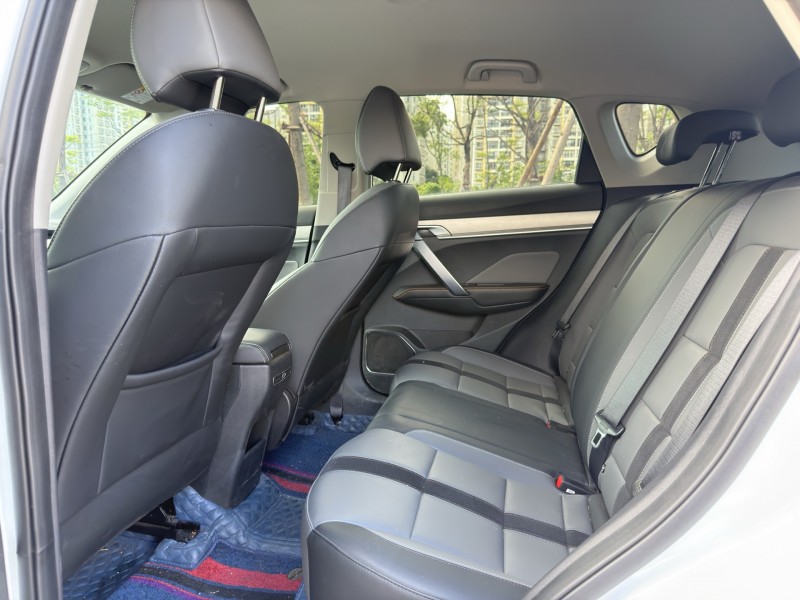 昆明24年吉利繽越5