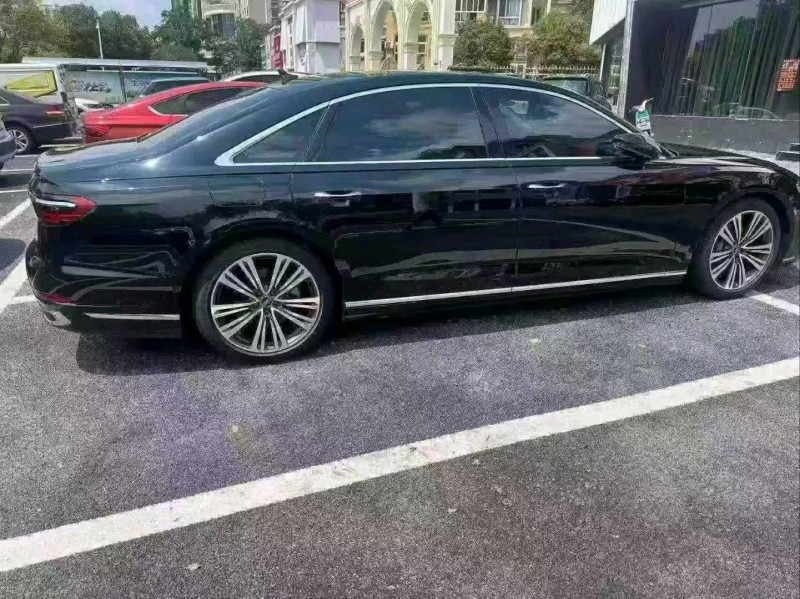 安庆22年奥迪A8L3