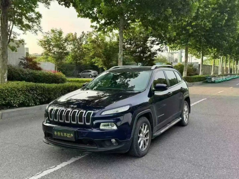 烟台16年Jeep自由光3