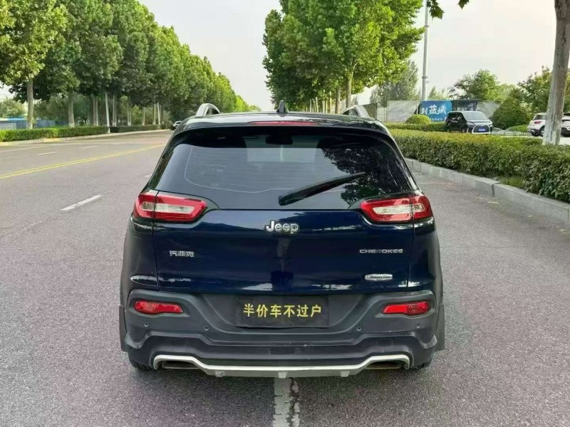 烟台16年Jeep自由光9