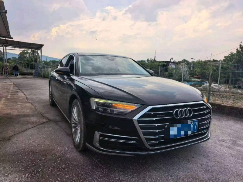 三明18年奥迪A8L2