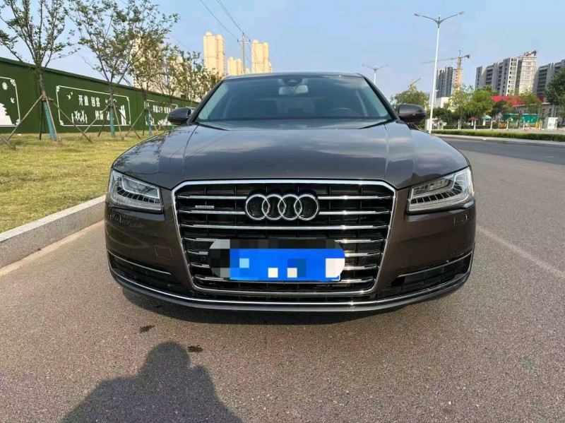 枣庄18年奥迪A8L1