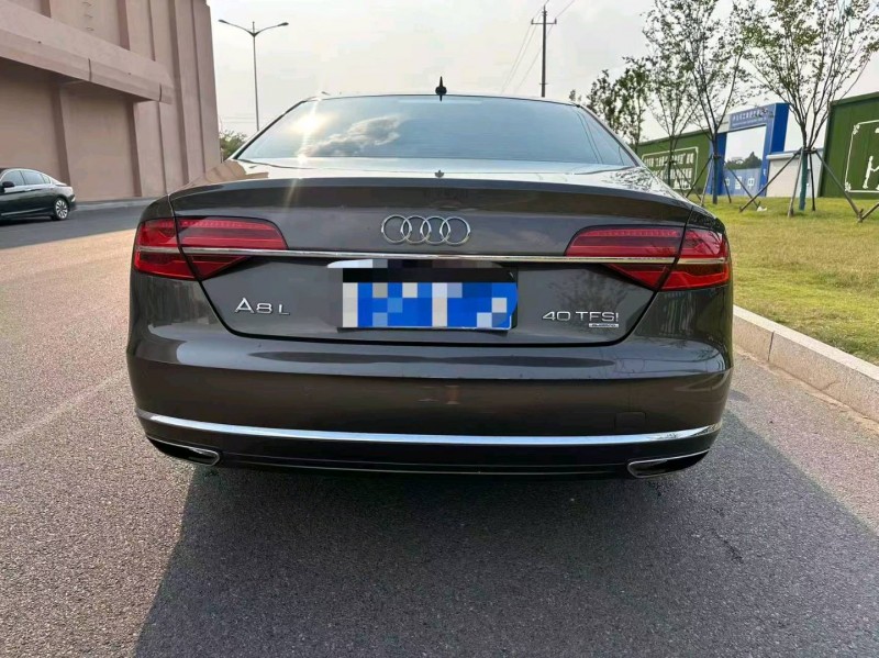枣庄18年奥迪A8L2