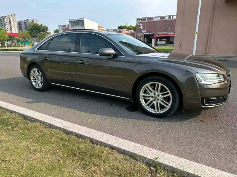 枣庄18年奥迪A8L3
