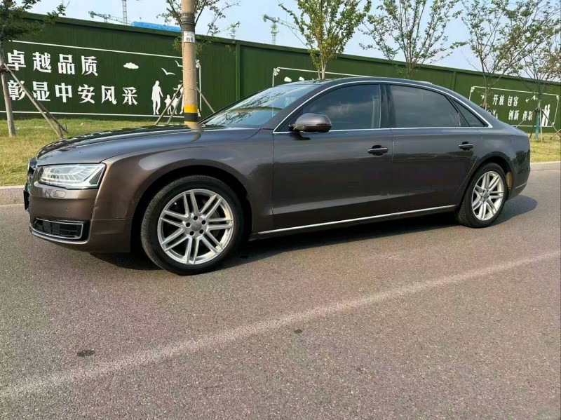 枣庄18年奥迪A8L6