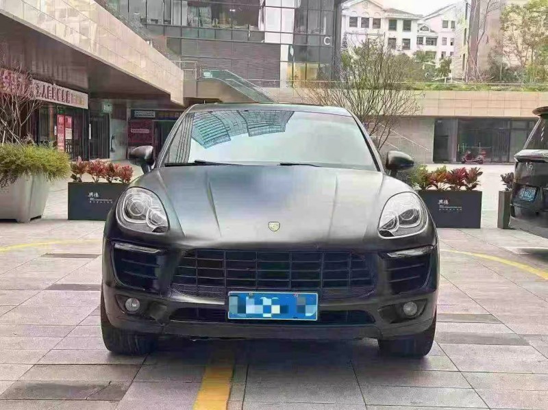 深圳15年保时捷Macan1