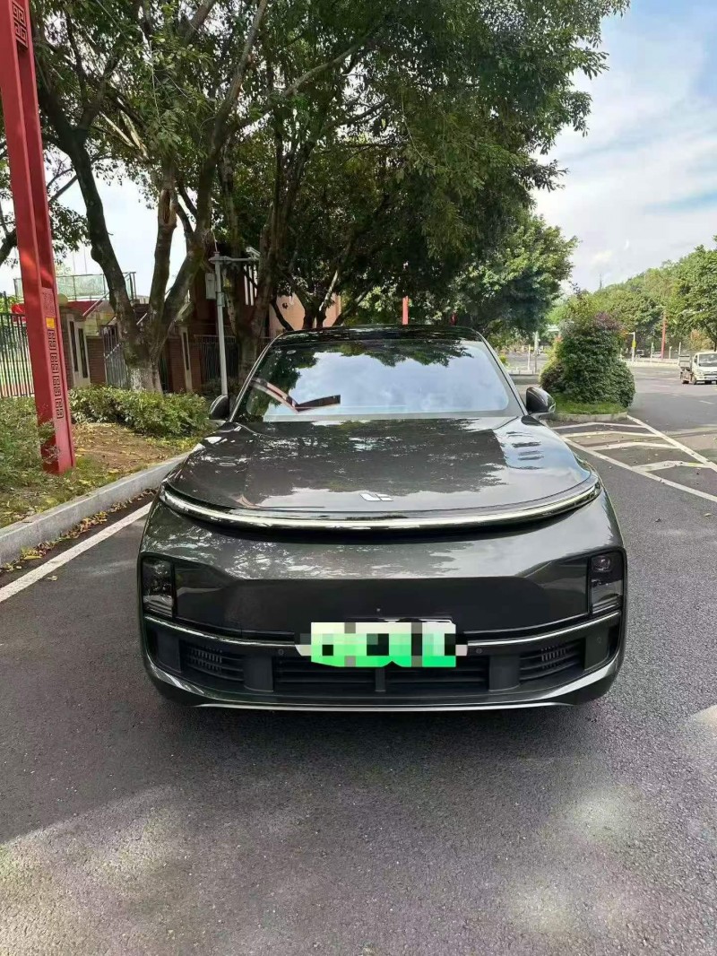 重庆23年理想L81