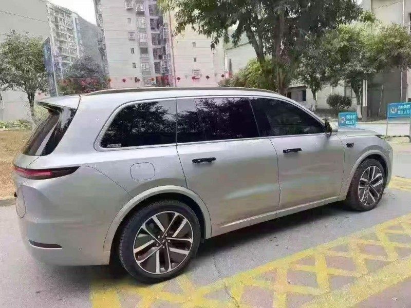 重庆23年理想L97