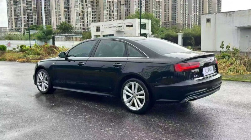南宁18年奥迪A6L8
