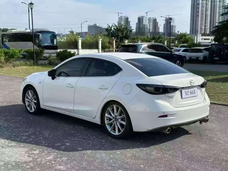 南宁19年马自达昂克赛拉8