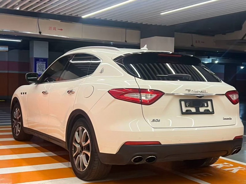 韶关20年玛莎拉蒂Levante7