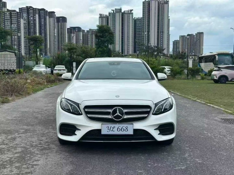 南宁17年奔驰E1