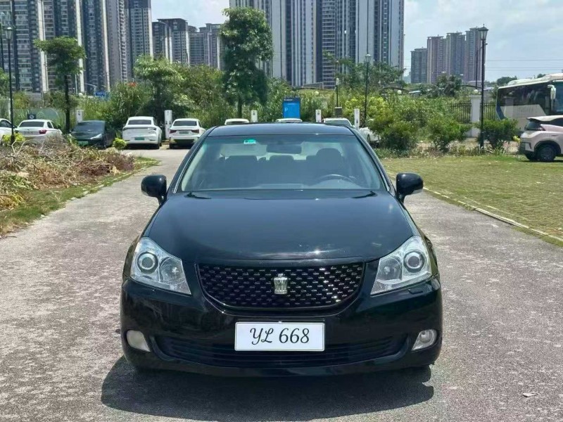 南宁10年丰田皇冠1