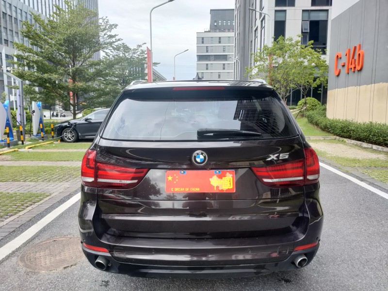 广州15年宝马X59