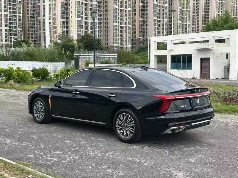 南宁25年红旗H58