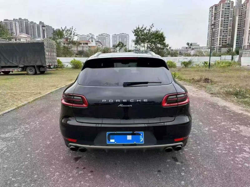 南宁16年保时捷Macan9
