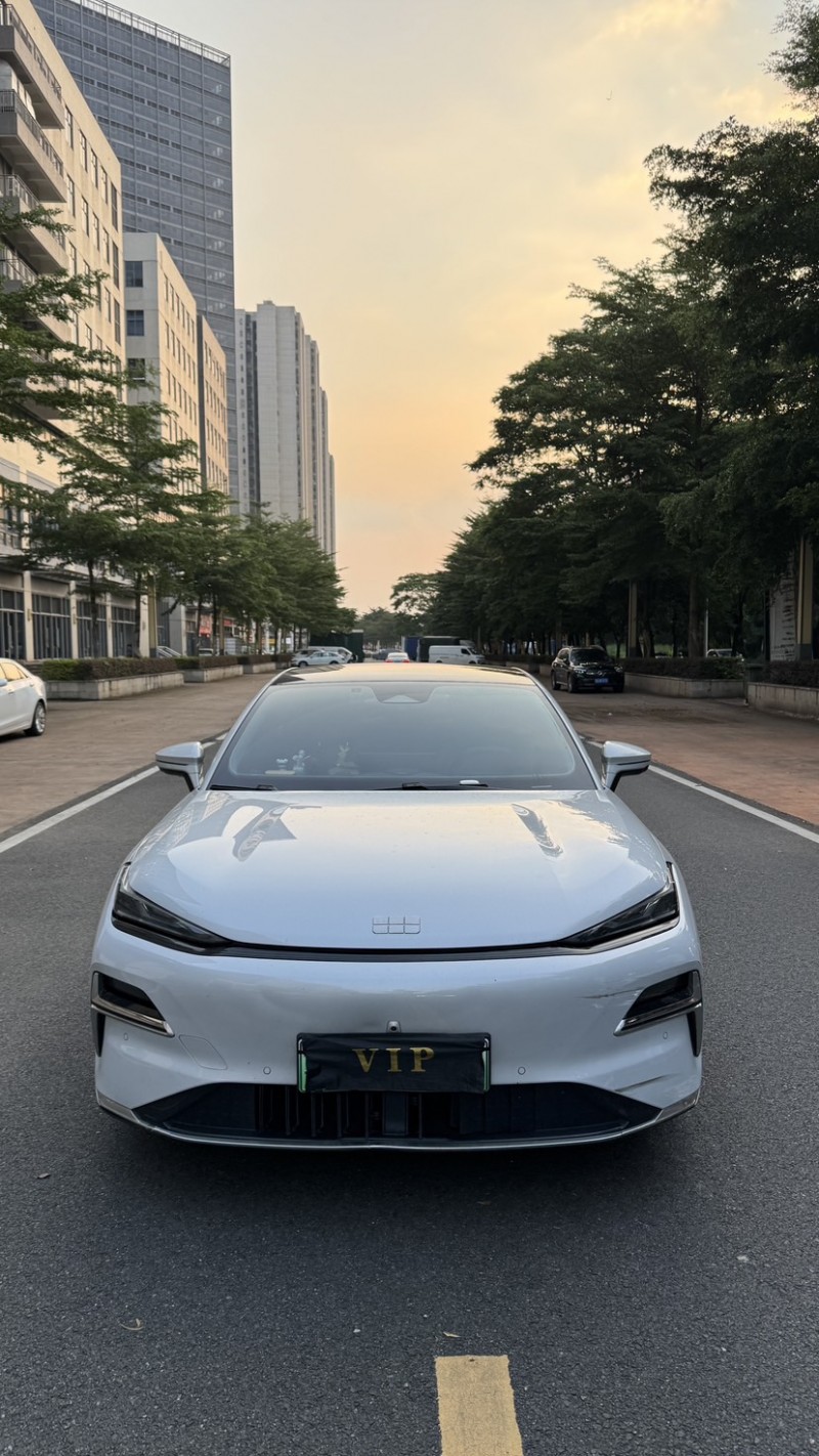 东莞26年吉利银河1