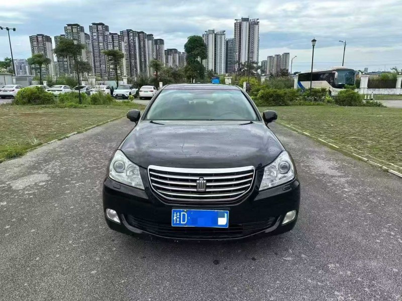 南宁10年丰田皇冠1
