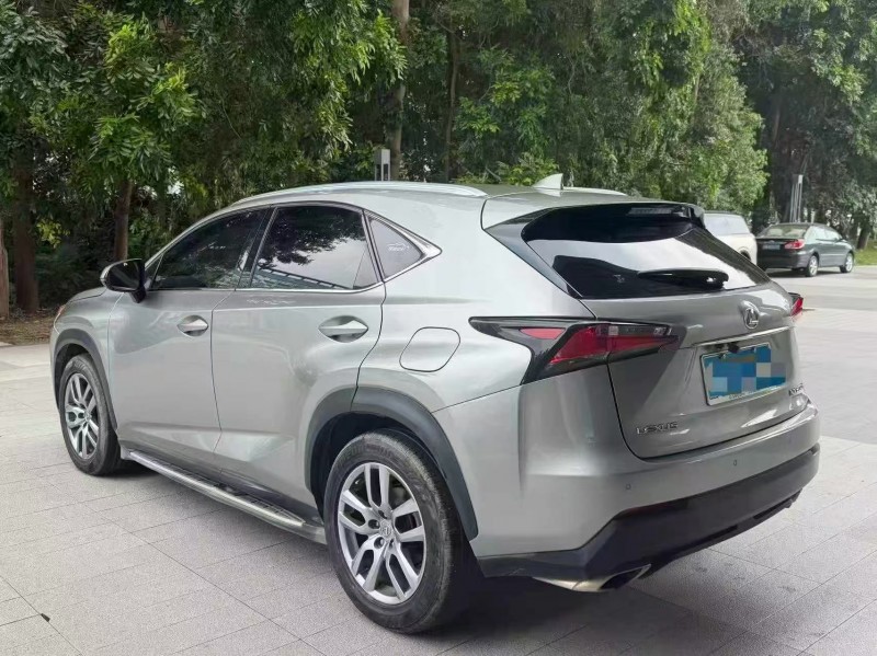 深圳16年雷克萨斯NX7