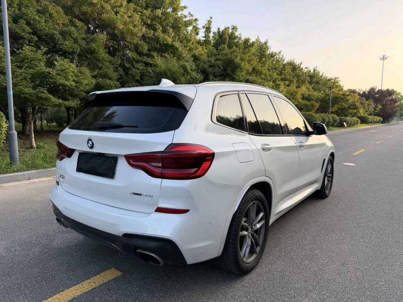 盐城19年宝马X39