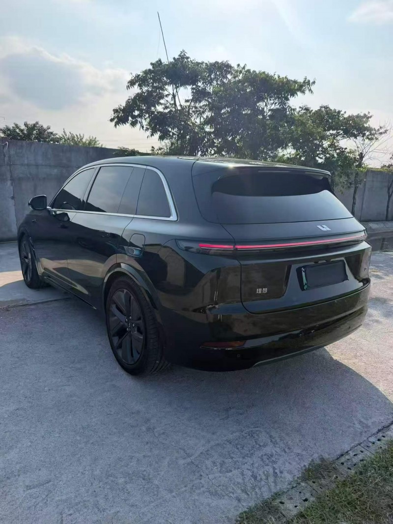 绍兴24年理想L77