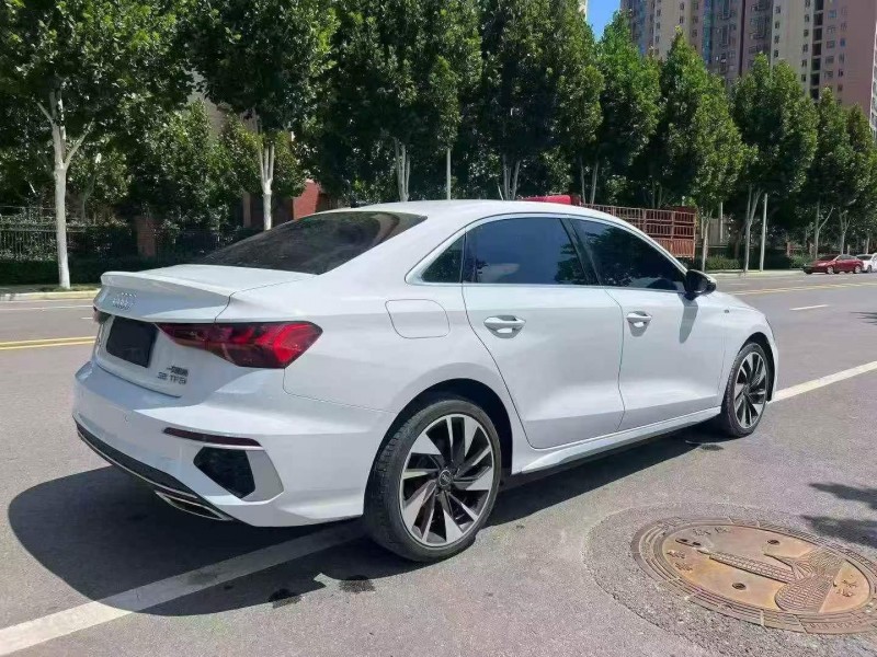 洛阳24年奥迪A38