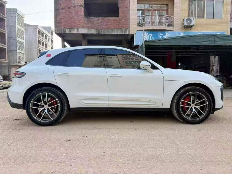 钦州22年保时捷Macan8