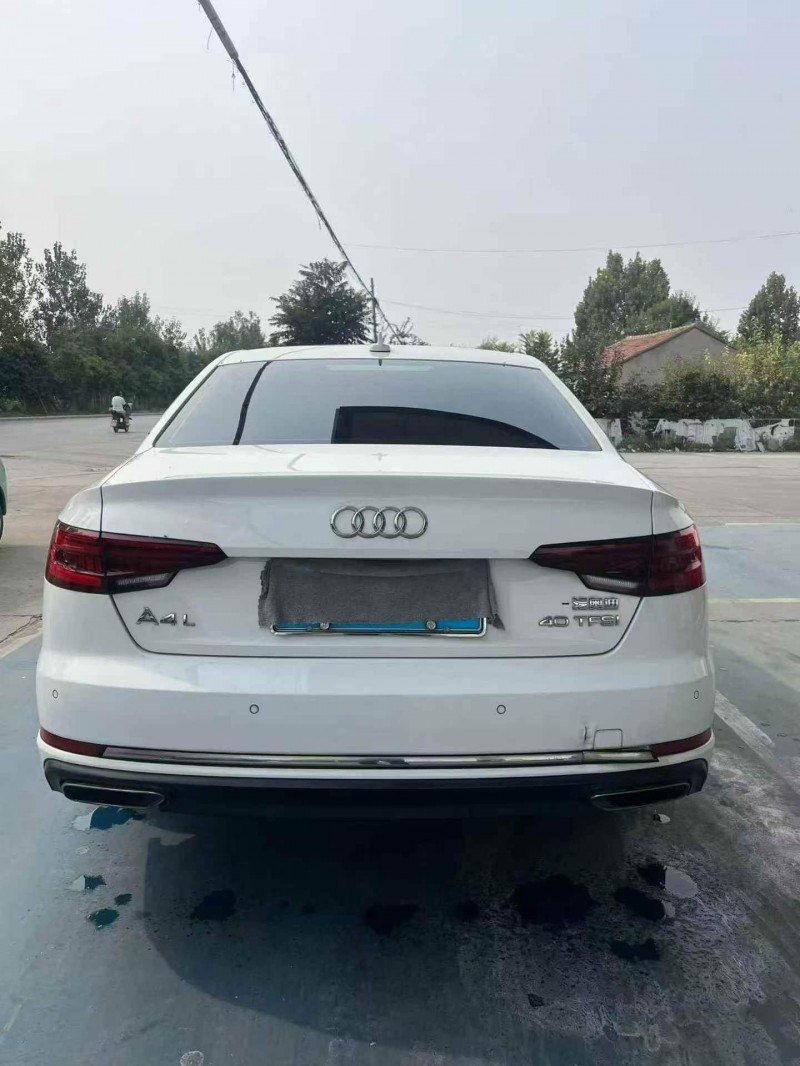 东营19年奥迪A4L9