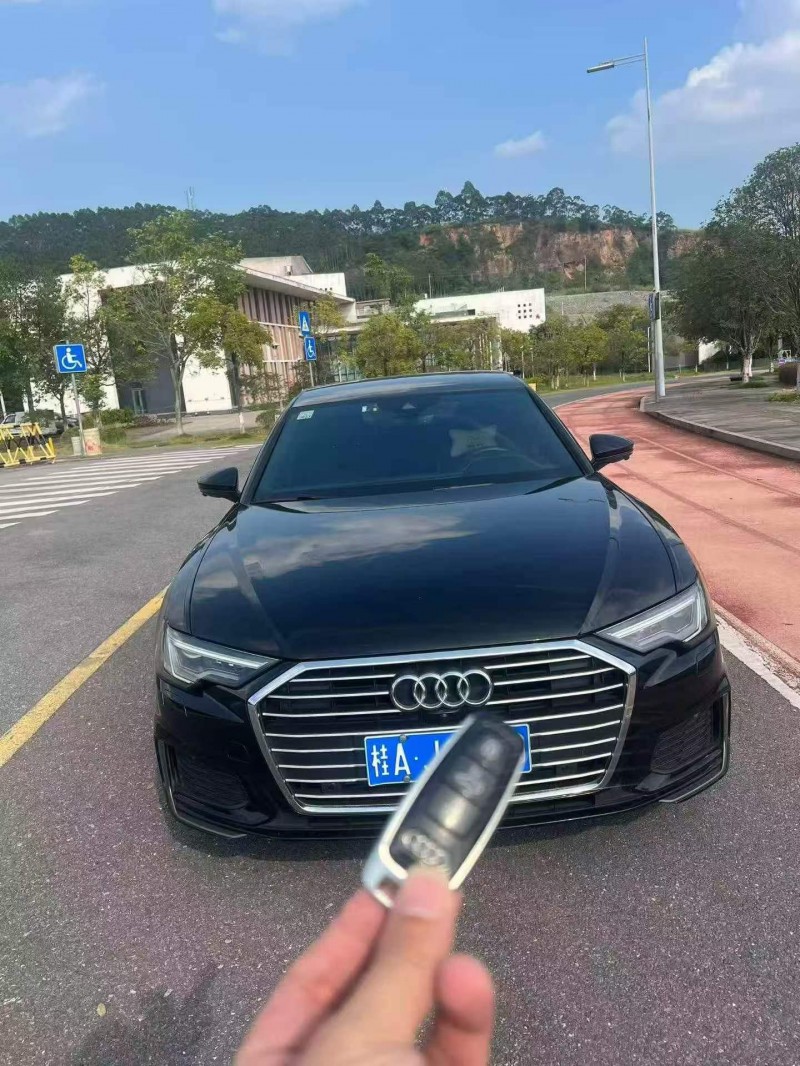 北海21年奥迪A6L1