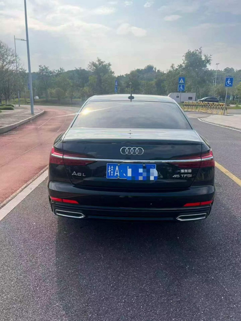 北海21年奥迪A6L9