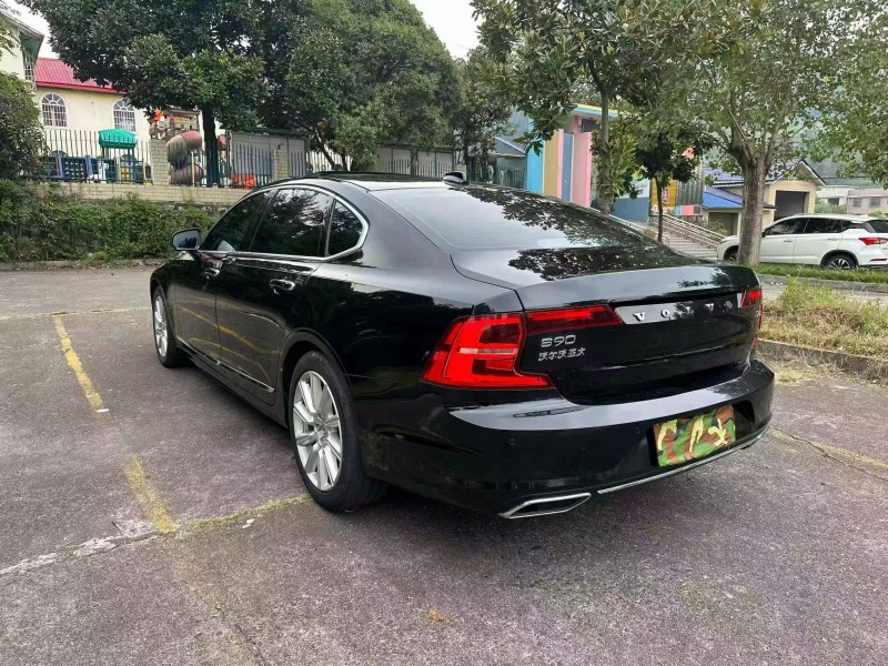湘潭20年沃尔沃S907