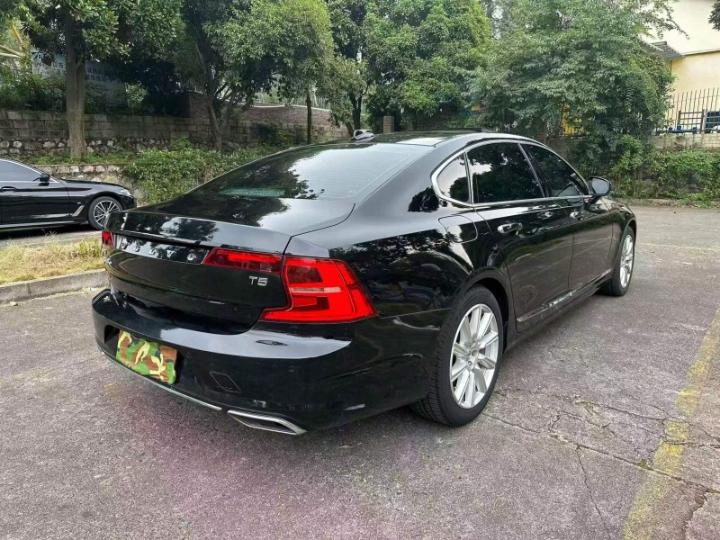 湘潭20年沃尔沃S909