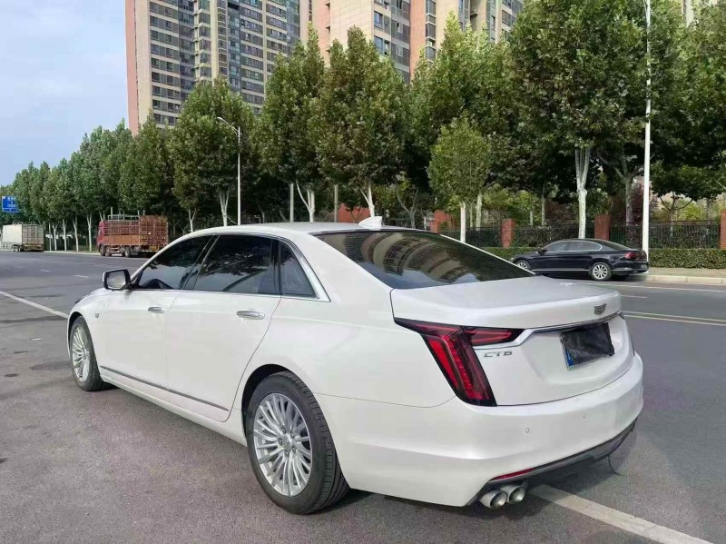 开封20年凯迪拉克CT69