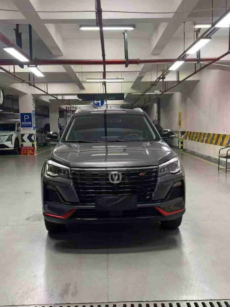 成都23年长安汽车CS751