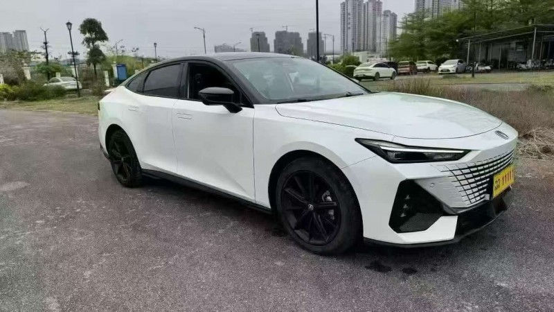 南寧25年長安汽車UNI2