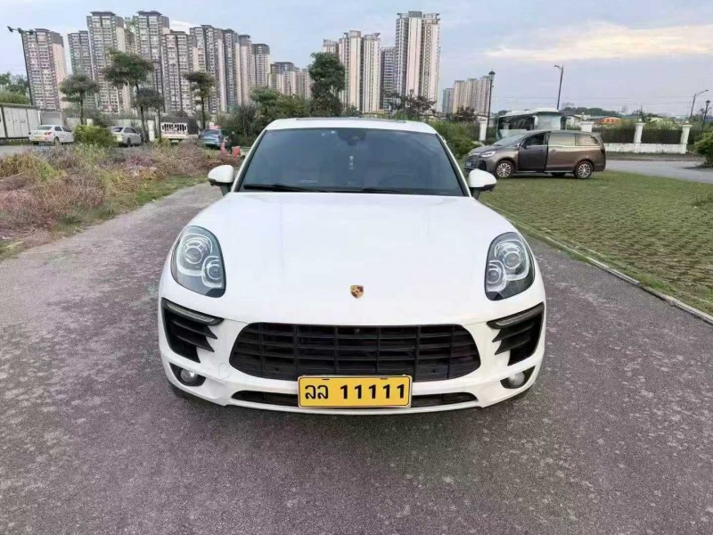 南宁18年保时捷Macan1