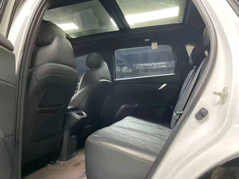 成都25年長安汽車CS755