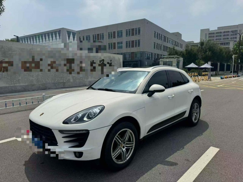 聊城15年保时捷Macan2