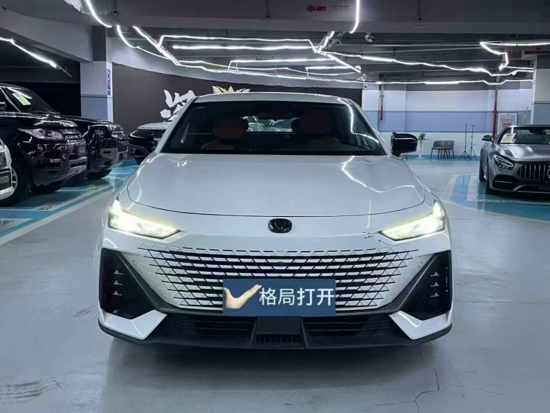深圳23年長安汽車UNI1