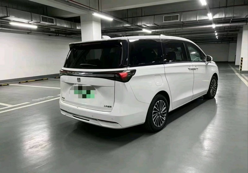 唐山25年别克GL84