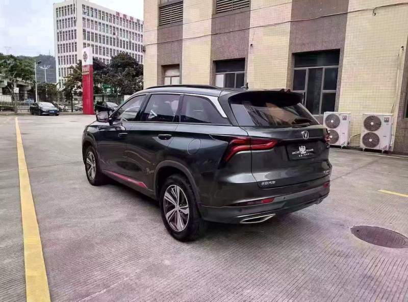 东莞19年长安汽车CS758