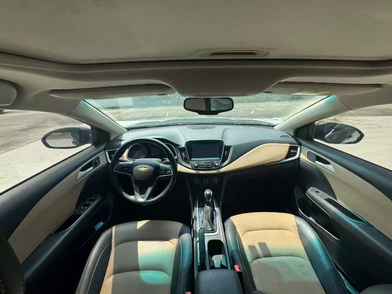 江门21年雪佛兰科鲁泽7