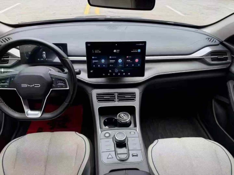 长沙24年比亚迪驱逐舰9