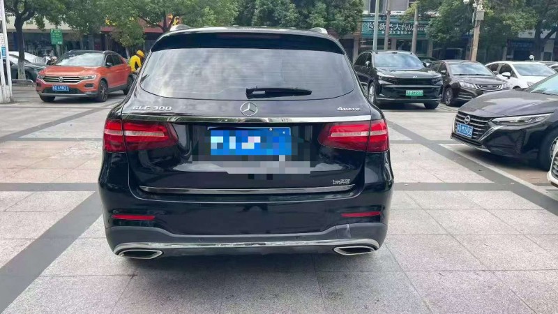 苏州18年奔驰GLC7