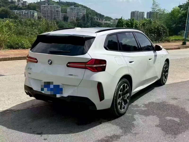 三明26年宝马X38