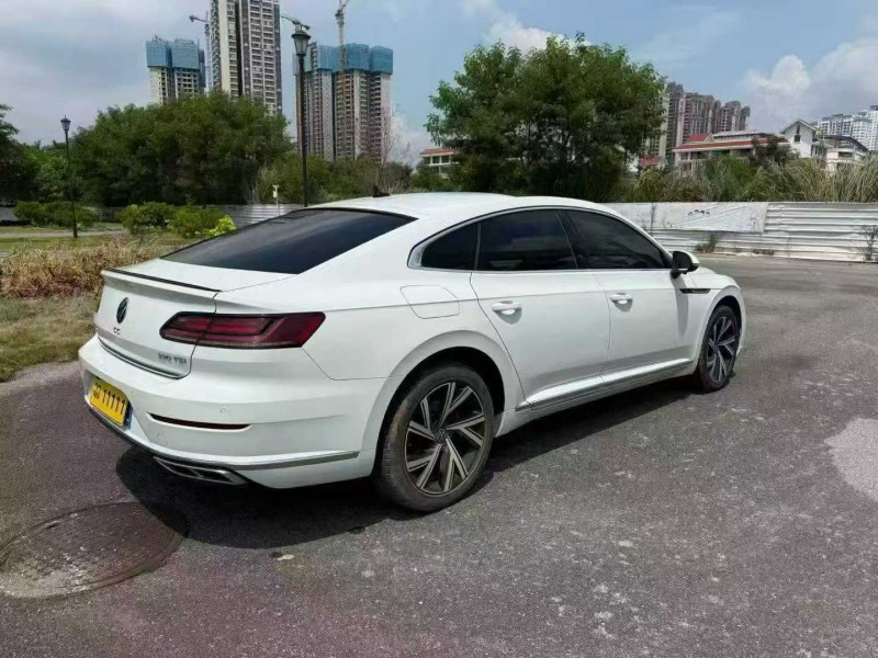 南宁22年大众CC7